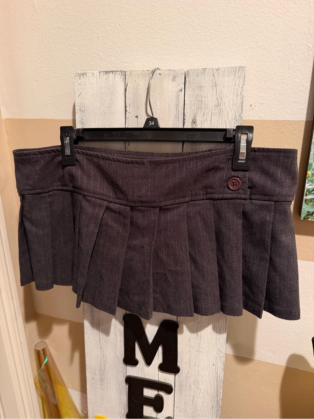 Rue21 Dark Gray Pinstripe Pleated Mini Skirt